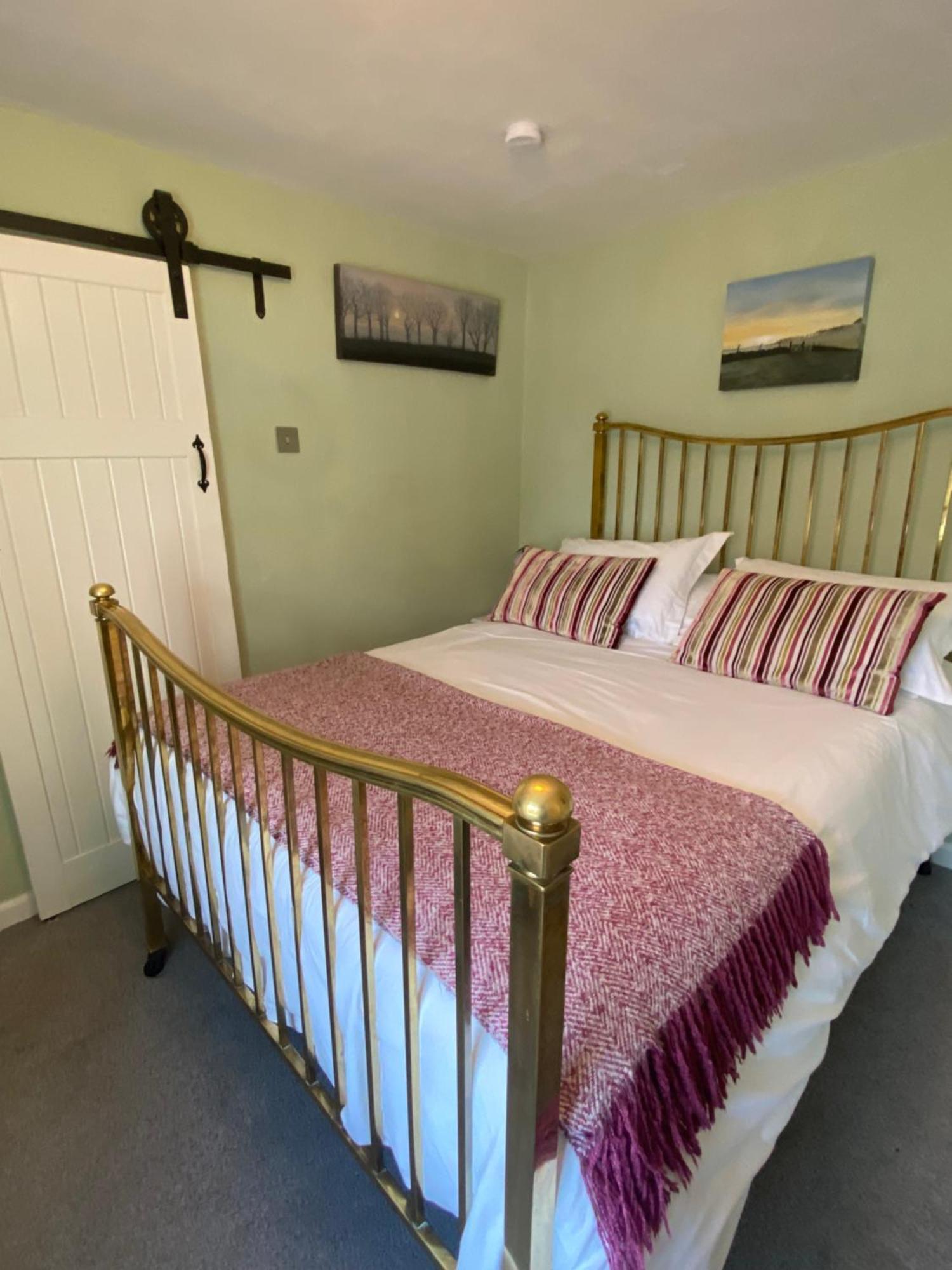 Chapel Cottage Clitheroe Road Waddington  Exterior photo